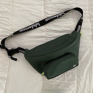 Lululemon The Rest is Written Belt Bag 3L